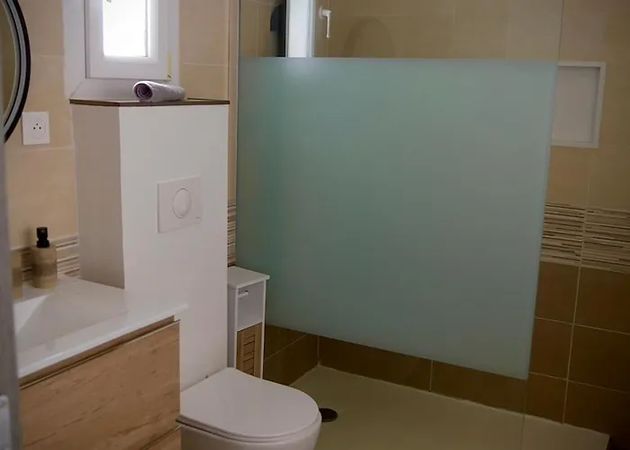 Entre Et Montagne Peri